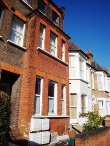 			Studio Apartment, 1 bath, 1 reception Studio			 Burrard Road, WEST HAMPSTEAD